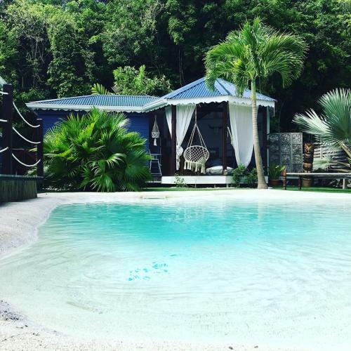 Tiki Paradise Lodge Fwi