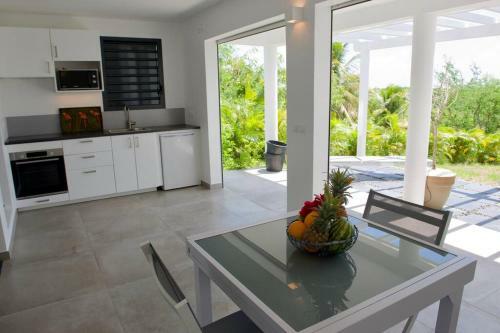 The View - Magnifique Villa Face � La Mer