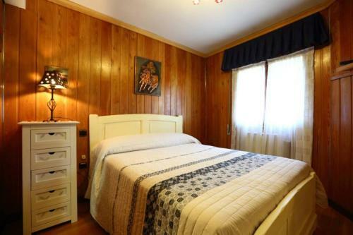Casa Tur�stica ''los Chaleco'' En Lumbreras Con Terraza Privada.