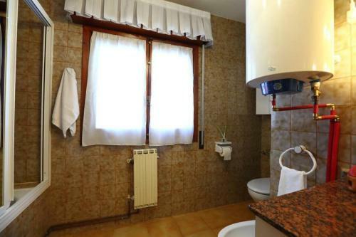 Casa Tur�stica ''los Chaleco'' En Lumbreras Con Terraza Privada.