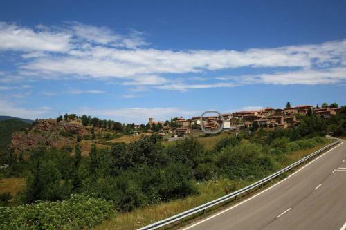 Casa Tur�stica ''los Chaleco'' En Lumbreras Con Terraza Privada.