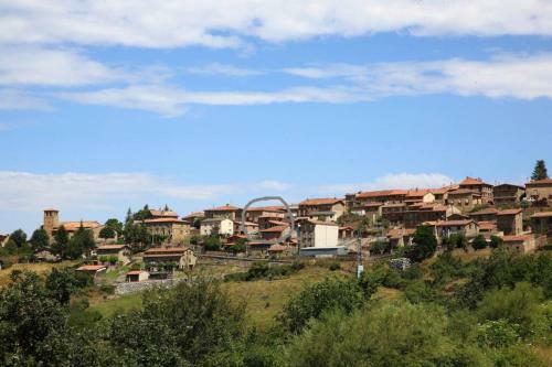 Casa Tur�stica ''los Chaleco'' En Lumbreras Con Terraza Privada.