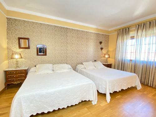 Magnifico Chalet Con Piscina !!!