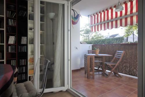 Bonito Apart. Con Parking Y Piscina