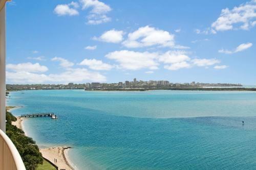 Aparthotel Riviere On Golden Beach