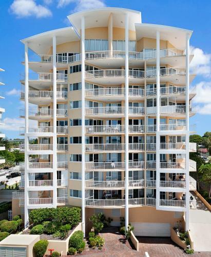 Aparthotel Riviere On Golden Beach