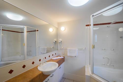 Aparthotel Kings Row Apartments