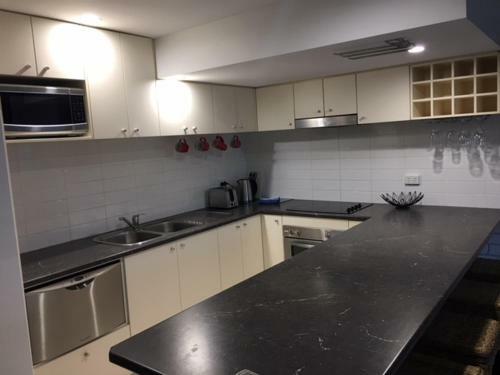 Aparthotel Merrima Court Holidays