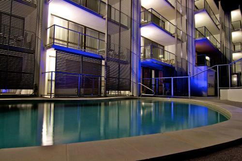Aparthotel Merrima Court Holidays