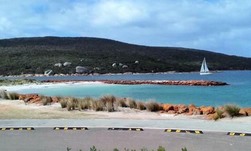 Acclaim Rose Gardens Beachside Holiday Park