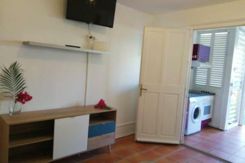 Apartamento New Studio Massouly Vue Jardin Anse Des Rochers