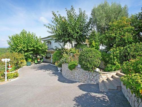 Villa Mulberry Lux