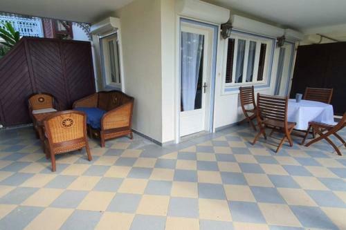 Apartamento Grand Studio Id�alement Situ�, Jardin Et Piscine