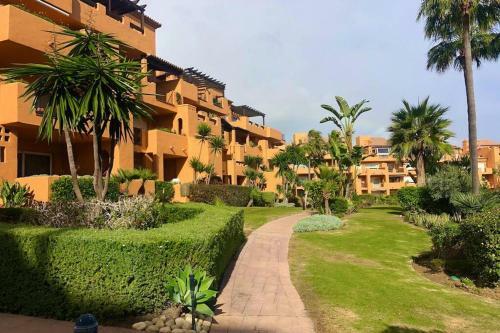 Apartamento Los Granados De La Duquesa