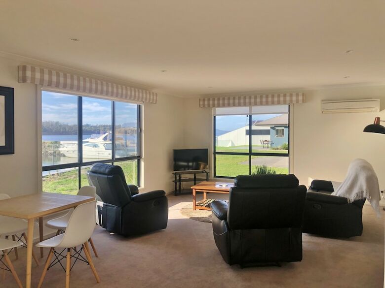 Hotel Eastcoast Central Watersedge Resort