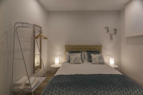 Tria Nomina Apartamentos Tur�sticos