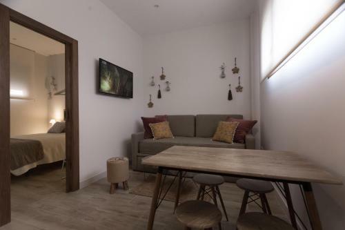 Tria Nomina Apartamentos Tur�sticos