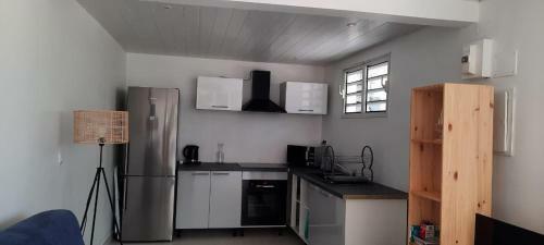 Joli F2 Avec Piscine