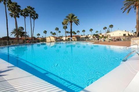 Apartamento Bungalow Santa Fe En Centro de Playa Del Ingl�s