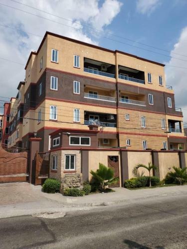 Apartamento The Hamptons @ Fairway New Kingston