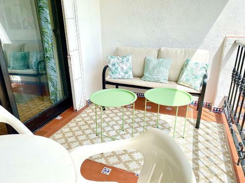 Cozy Apartment - Sea Views - Near To Beach