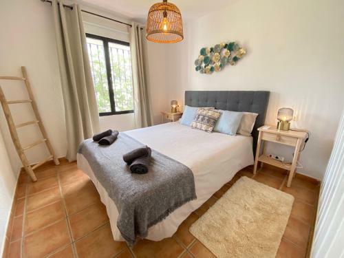 Cozy Apartment - Sea Views - Near To Beach