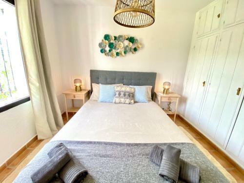 Cozy Apartment - Sea Views - Near To Beach