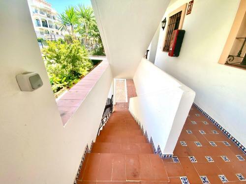 Cozy Apartment - Sea Views - Near To Beach