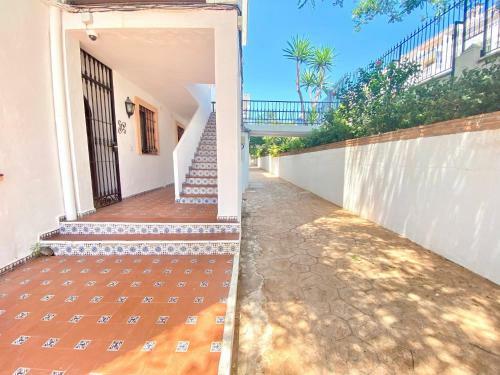 Cozy Apartment - Sea Views - Near To Beach