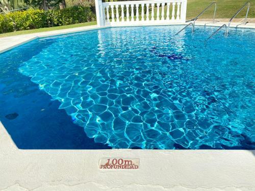 Cozy Apartment - Sea Views - Near To Beach
