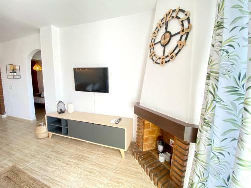 Cozy Apartment - Sea Views - Near To Beach