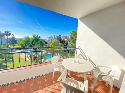 Cozy Apartment - Sea Views - Near To Beach