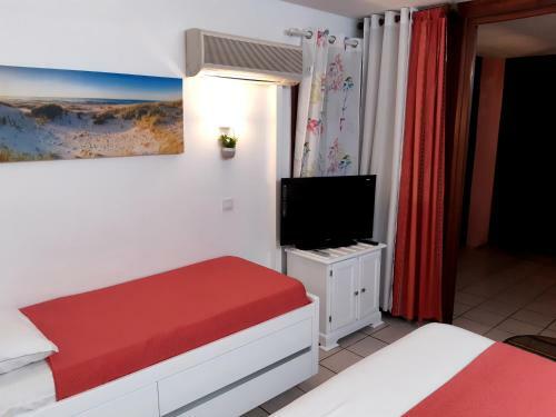 Apartamento Studio Climatis� - Piscine-plage - 2 � 3 Personnes