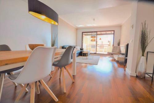 Apartamento New Romantic Duplex With Great Sea Views