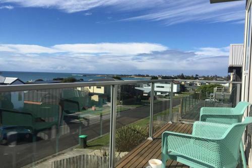 Ocean Loft - Oceanview ~pet Friendly ~ Free Wifi