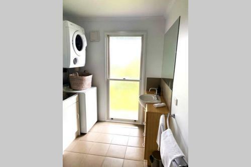 Apollo Ocean Blue ~ Oceanview ~wifi ~pet Friendly