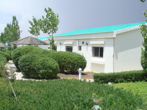 Raghdan Village