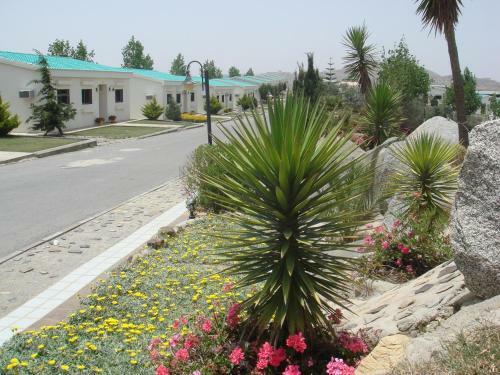 Raghdan Village