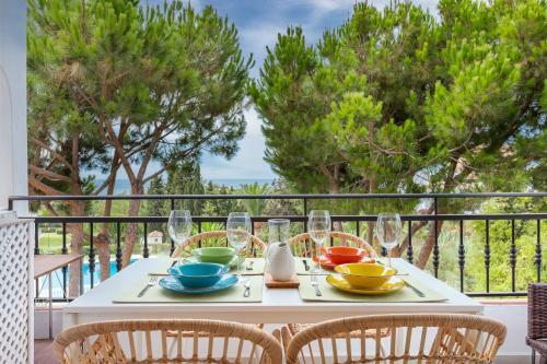 Club Delta Apartments By Ghr Rentals