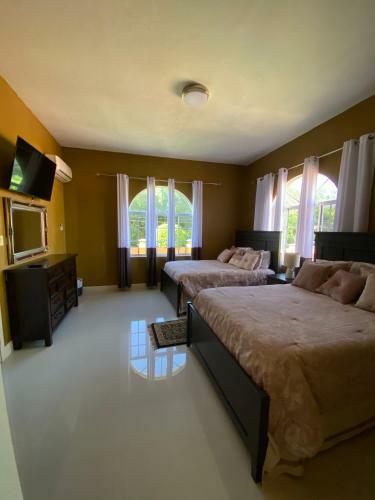 Mobay Vacation Village