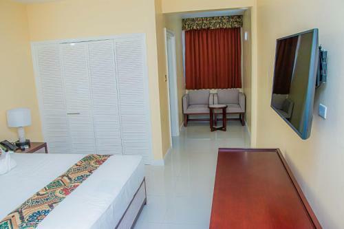 Hotel Rooms At Grand A View
