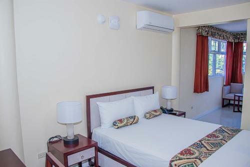 Hotel Rooms At Grand A View
