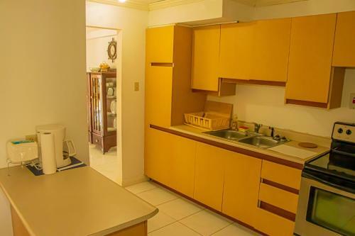 Hostal Holidays At Mango Walk Country Club