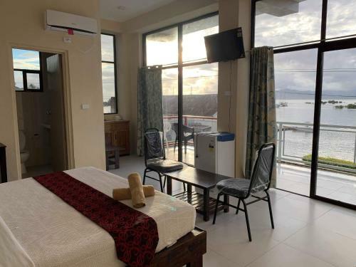 Hotel Bay View Barbers Lodge