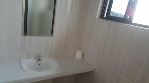 Hotel Bay View Barbers Lodge