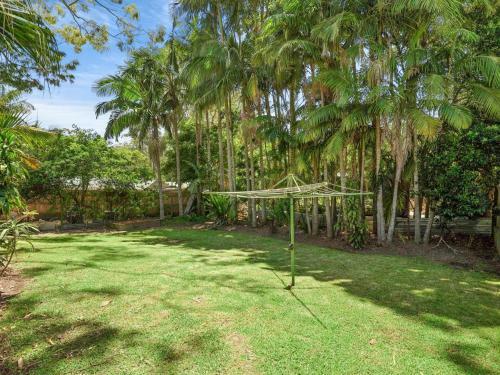 Palm Retreat 11 Gill Ave
