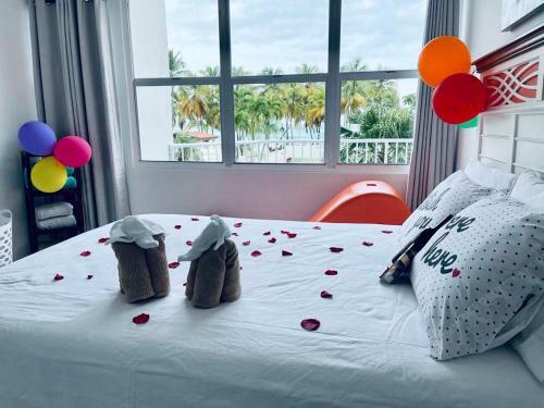 Hobie Oceanfront Apartment At Isla Verde