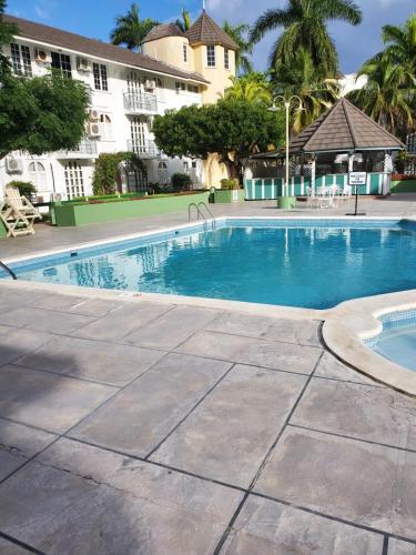 Luxurious Island Vibes Apartment @ Sandcastle C13