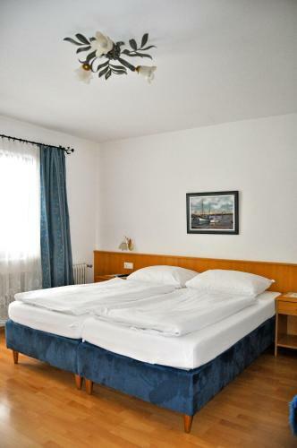 Hostal G�stehaus Pension Edelweiss