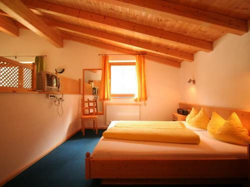 Holiday Home Am Weitfeld Langenfeld